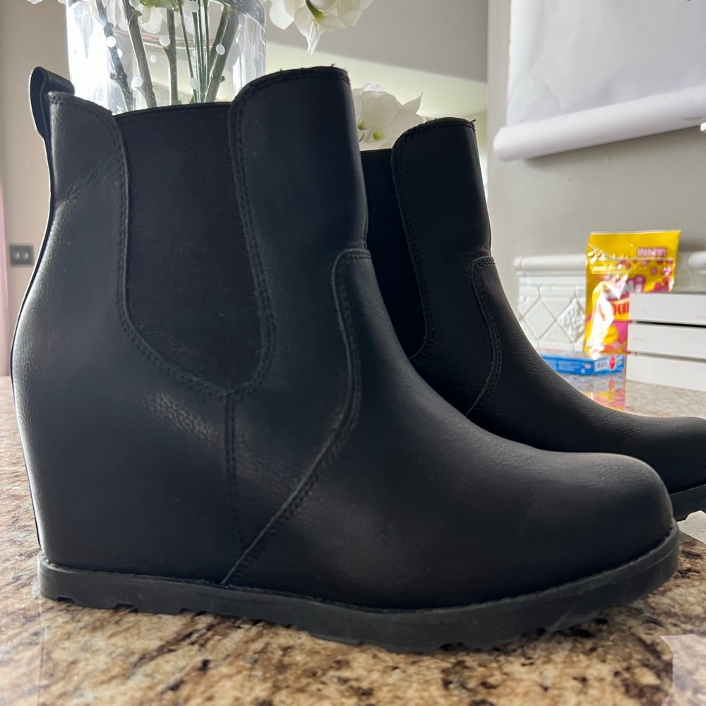 Wedge booties